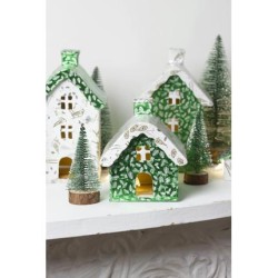 Maison basse en papier maché