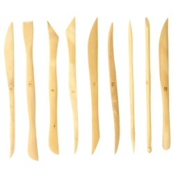 Set assorti de 9 ébauchoirs en bois