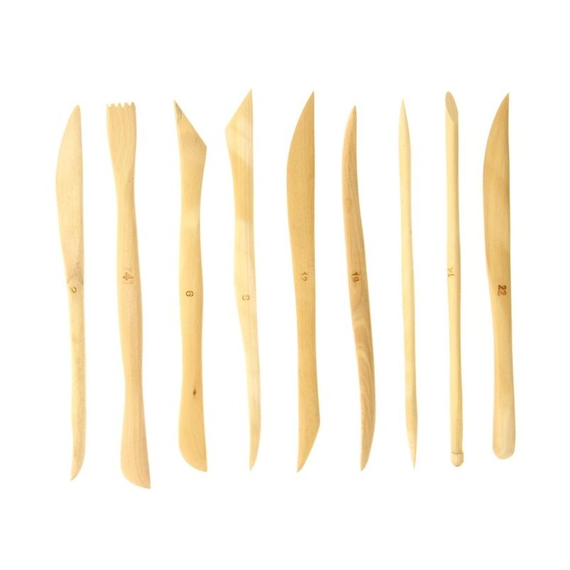 Set de 9 ébauchoirs en bois assortis